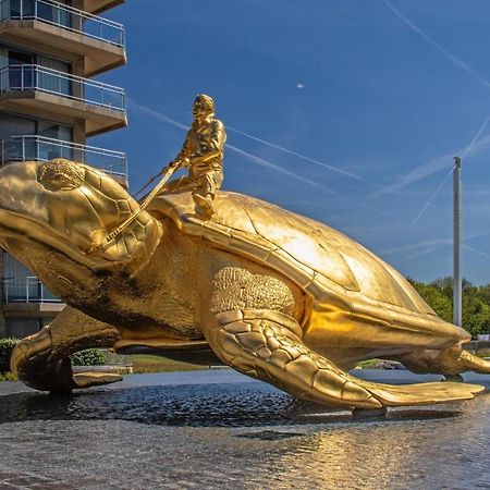 Penthousestudio Gaudi met zonneterras en zicht op zee Appartement Nieuwpoort Buitenkant foto
