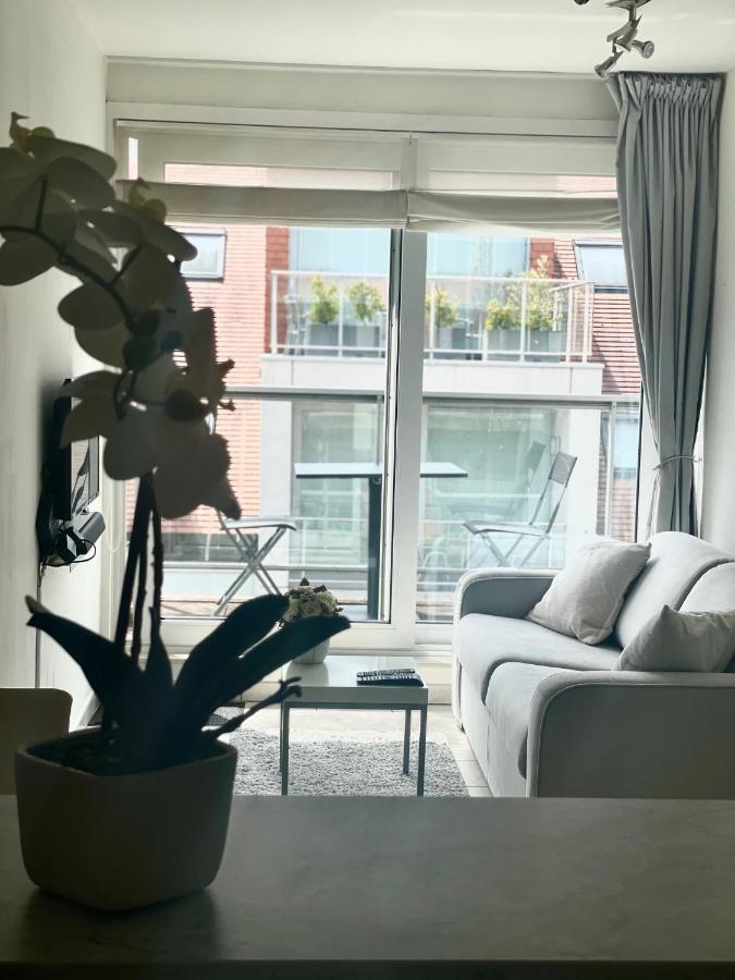 Penthousestudio Gaudi met zonneterras en zicht op zee Appartement Nieuwpoort Buitenkant foto
