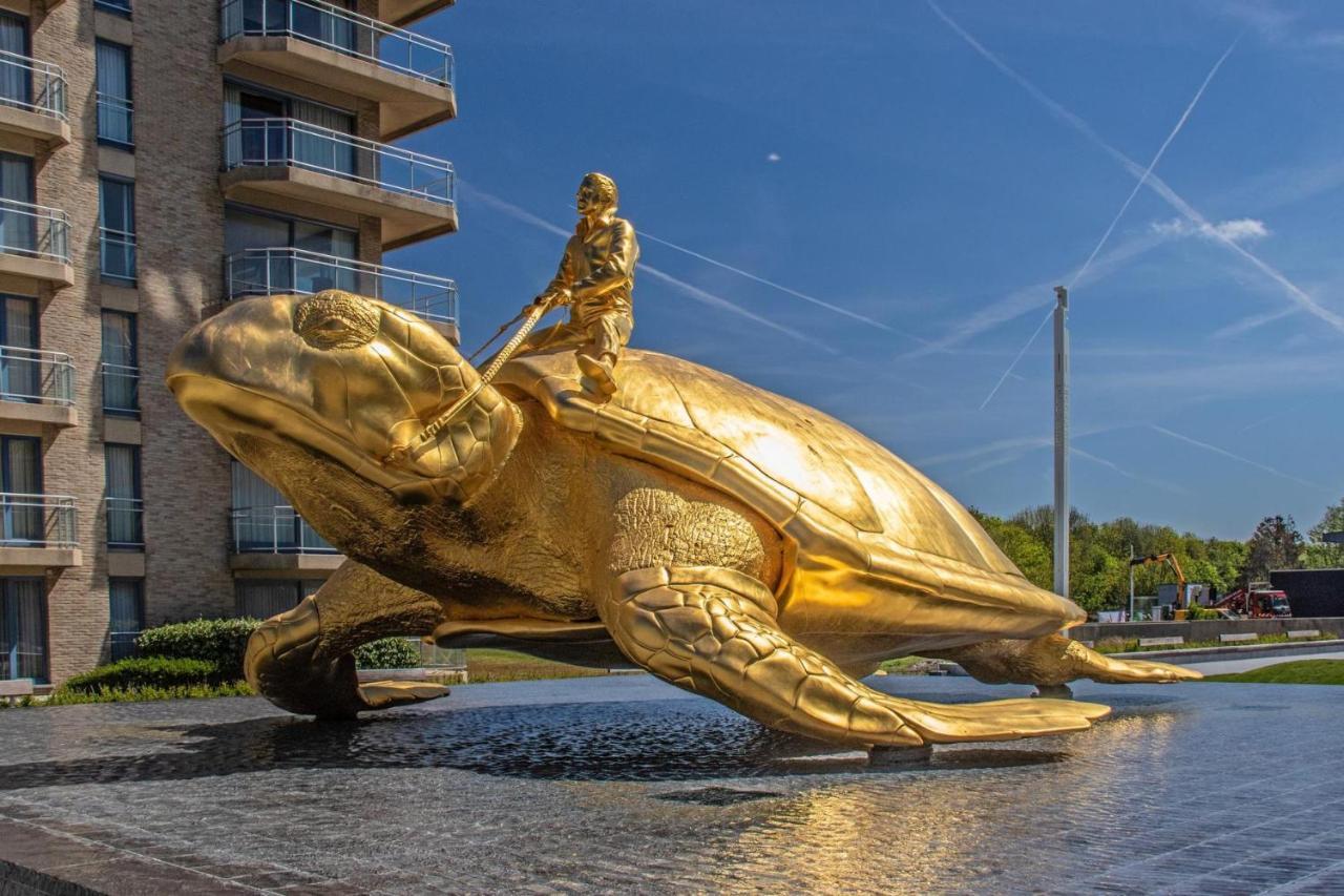 Penthousestudio Gaudi met zonneterras en zicht op zee Appartement Nieuwpoort Buitenkant foto